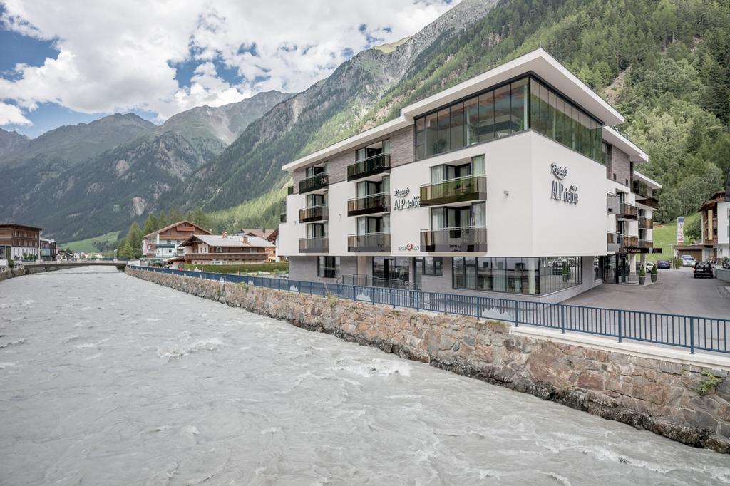 The Deluxe By Regina Aparthotel Solden Exterior photo